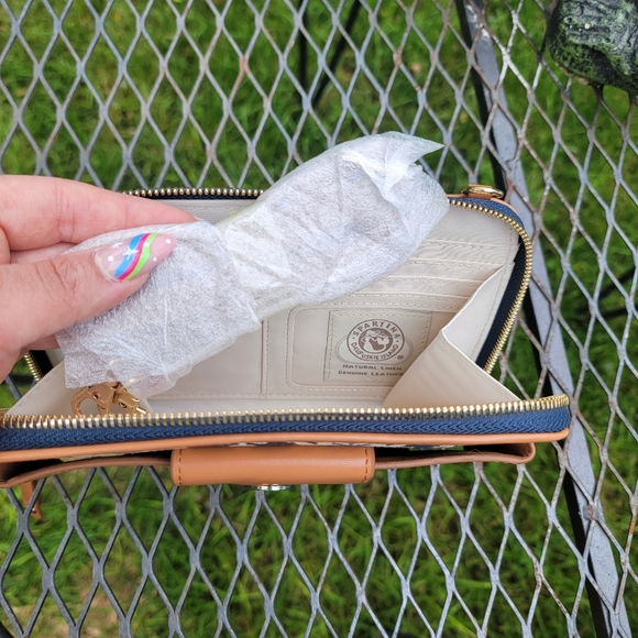 Spartina 449 Leather Wallet Crossbody bag - Picture 8 of 10